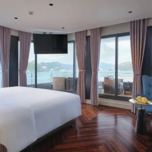 du-thuyen-elite-of-the-seas-phong-executive-suite-view-vinh