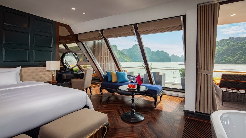 du-thuyen-stellar-of-the-seas-executive-suite-phong-khach