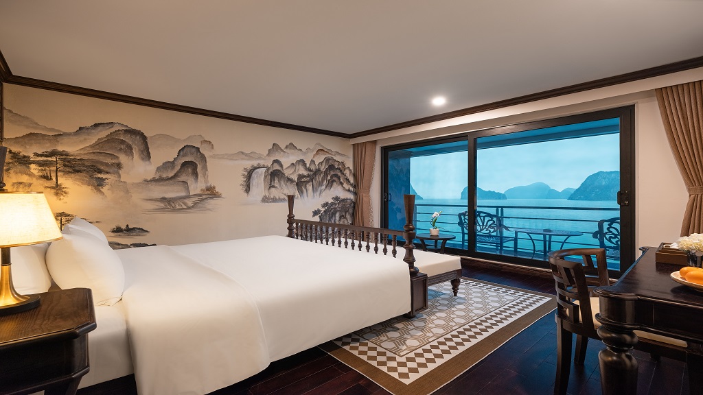 Du-thuyen-Velar-of-the-Seas-Senior-Suite